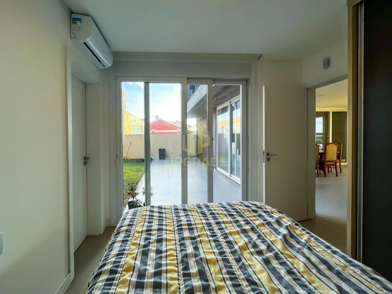 Com uma arquitetura moderna e uma vista de aquecer o coração...: 26ª foto da galeria de imagens do imóvel