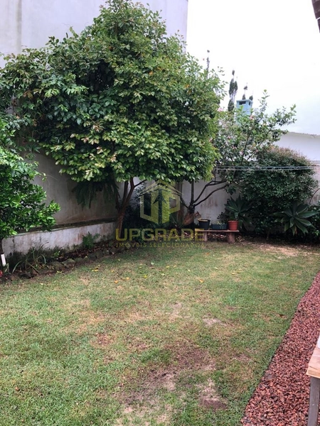 Bom gosto é relativo, por isso cada casa é linda à própria maneira...: 3ª foto da galeria de imagens do imóvel