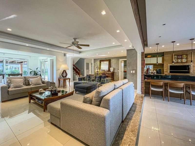 A vida é 10% o que acontece a você e 90% como você reage a isso...: 47ª foto da galeria de imagens do imóvel