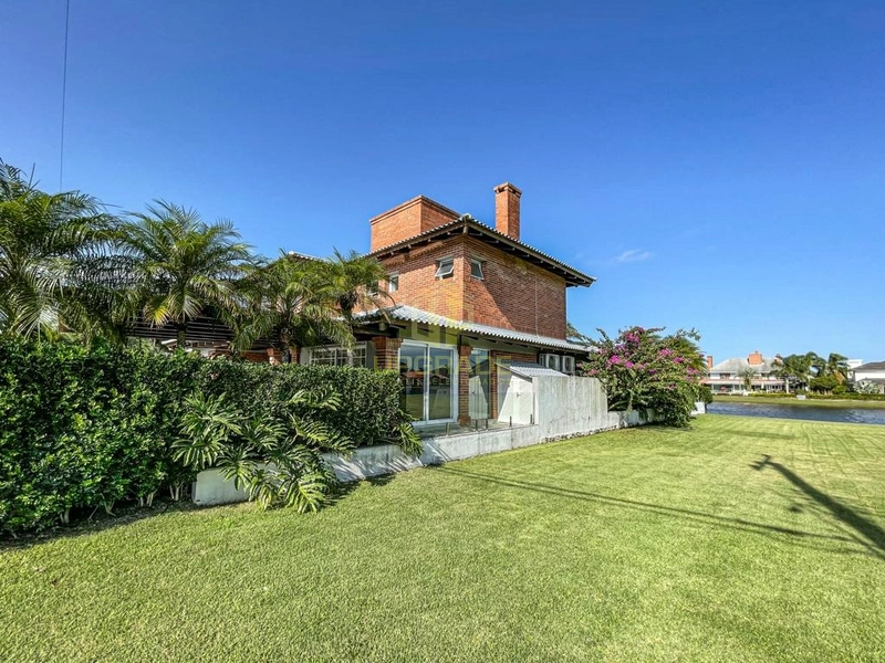 A vida é 10% o que acontece a você e 90% como você reage a isso...: 29ª foto da galeria de imagens do imóvel