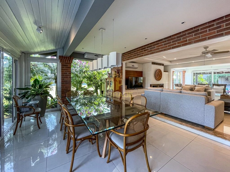 A vida é 10% o que acontece a você e 90% como você reage a isso...: 45ª foto da galeria de imagens do imóvel