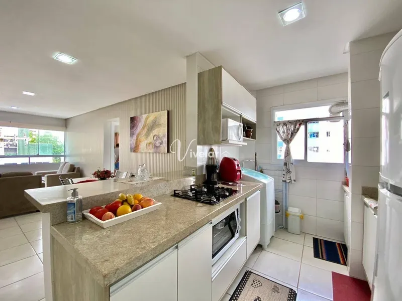 VENHA CONHECER ESSE LINDO APARTAMENTO MOBILIADO A VENDA: 3ª foto da galeria de imagens do imóvel