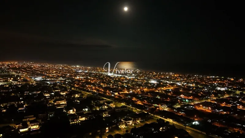 LINDO SOBRADO A BEIRA LAGO: 113ª foto da galeria de imagens do imóvel
