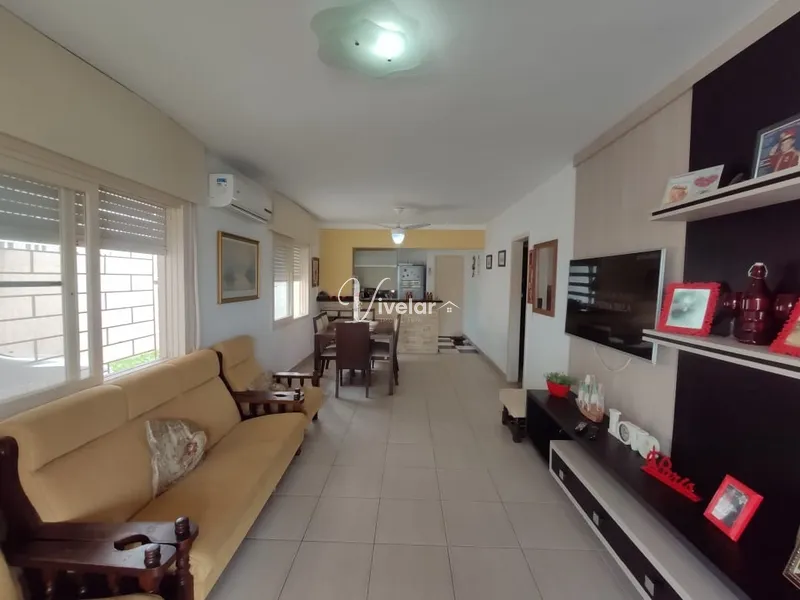 ÓTIMA CASA BEM LOCALIZADA !!: 4ª foto da galeria de imagens do imóvel