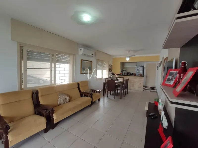 ÓTIMA CASA BEM LOCALIZADA !!: 3ª foto da galeria de imagens do imóvel
