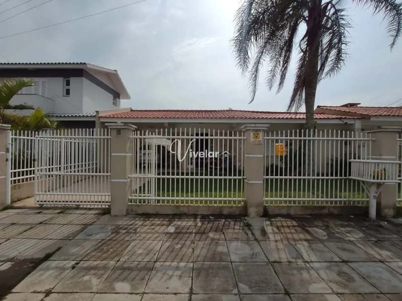 ÓTIMA CASA BEM LOCALIZADA !!: 1ª foto da galeria de imagens do imóvel