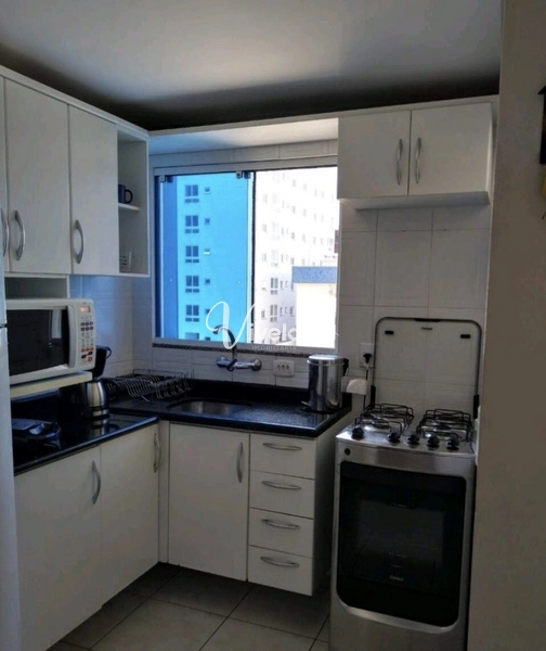APARTAMENTO COM DOIS DORMITÓRIOS SENDO UM SUÍTE A POUCOS METROS DO MAR: 27ª foto da galeria de imagens do imóvel