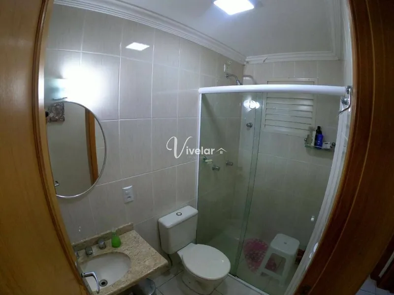 APARTAMENTO COM DOIS DORMITÓRIOS SENDO UM SUÍTE A POUCOS METROS DO MAR: 9ª foto da galeria de imagens do imóvel