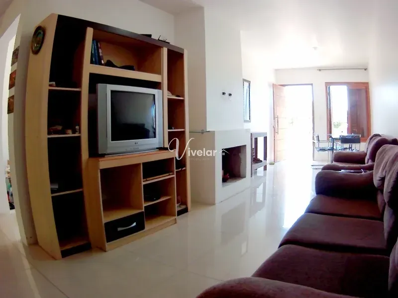 CASA A VENDA COM 3 SUÍTES COM LOCALIZAÇÃO PRIVILEGIADA: 6ª foto da galeria de imagens do imóvel
