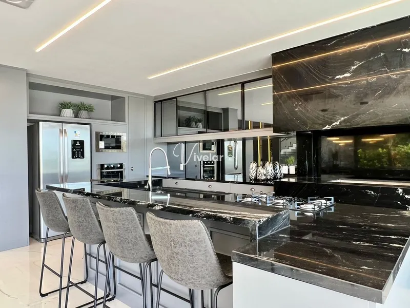 CASA EM CONDOMINIO FECHADO COM ELEVADOR E CINCO SUÍTES: 28ª foto da galeria de imagens do imóvel