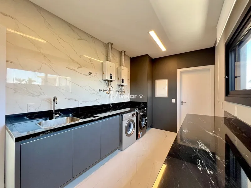 CASA EM CONDOMINIO FECHADO COM ELEVADOR E CINCO SUÍTES: 2ª foto da galeria de imagens do imóvel