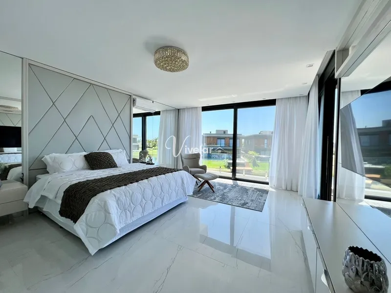 CASA EM CONDOMINIO FECHADO COM ELEVADOR E CINCO SUÍTES: 6ª foto da galeria de imagens do imóvel