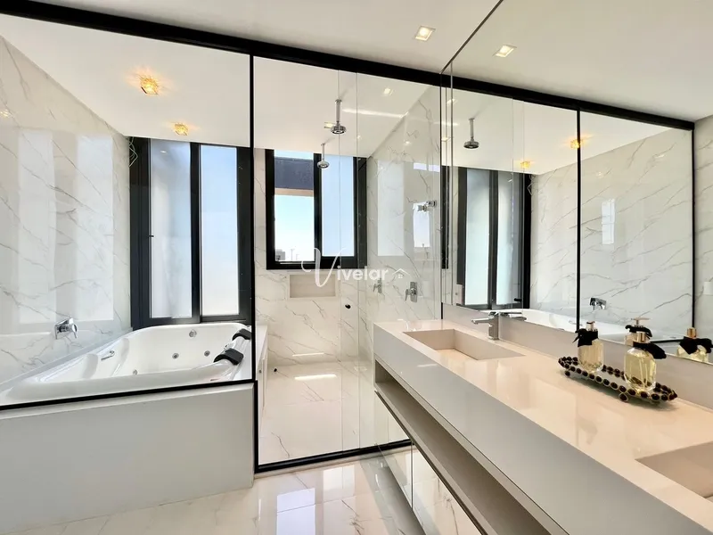 CASA EM CONDOMINIO FECHADO COM ELEVADOR E CINCO SUÍTES: 3ª foto da galeria de imagens do imóvel