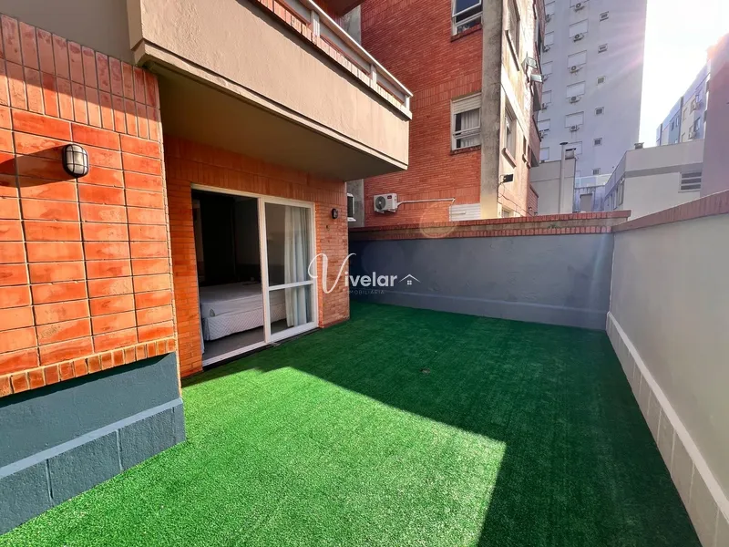 NO CENTRO, COM LINDO TERRAÇO + dependência!: 17ª foto da galeria de imagens do imóvel