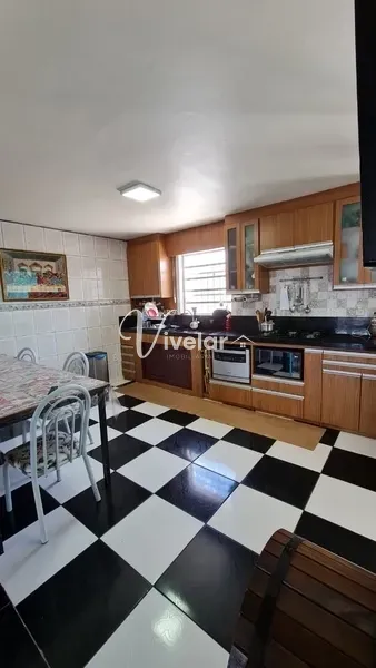PARA VENDER LOGO CASA COM CINCO DORMITÓRIOS: 1ª foto da galeria de imagens do imóvel