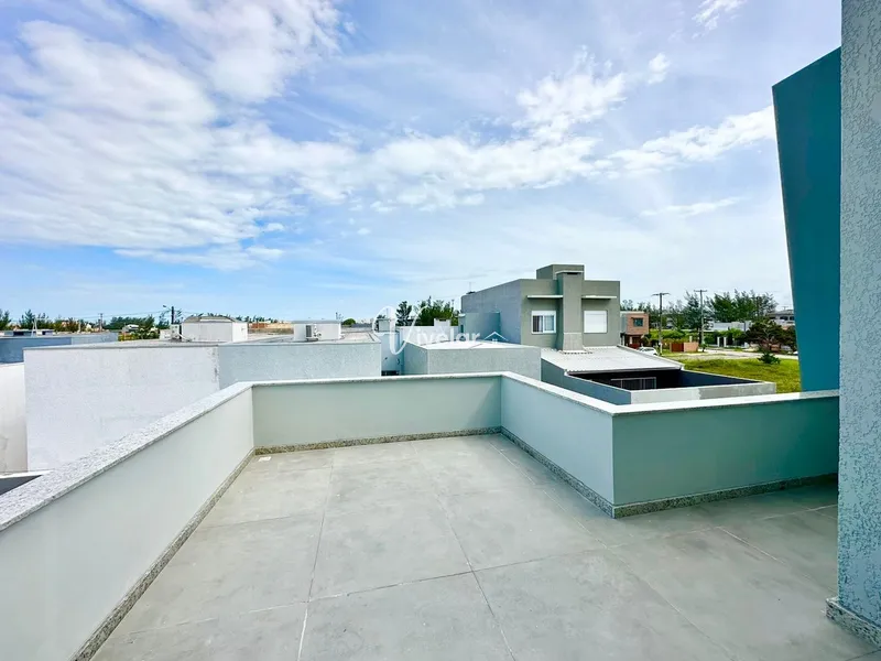 LINDA CASA A VENDA EM CAPÃO DA CANOA A POUCOS METROS DO MAR: 6ª foto da galeria de imagens do imóvel
