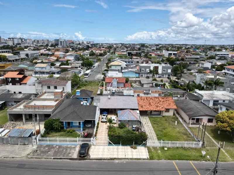 BEM LOCALIZADA, PRÓXIMO A TODOS OS RECURSOS: 3ª foto da galeria de imagens do imóvel