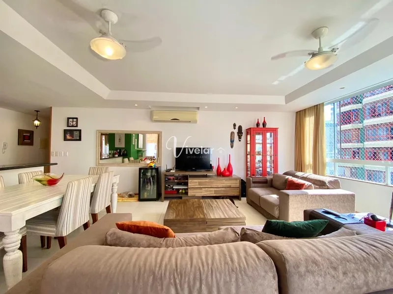 AMPLO APARTAMENTO DE FRENTE COM TERRAÇO: 1ª foto da galeria de imagens do imóvel