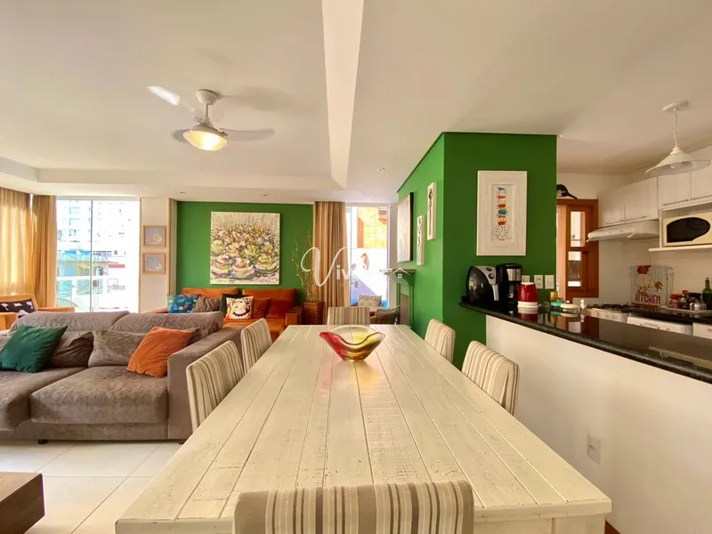 AMPLO APARTAMENTO DE FRENTE COM TERRAÇO: 3ª foto da galeria de imagens do imóvel