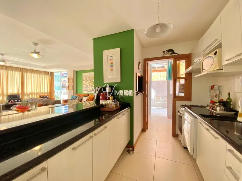 AMPLO APARTAMENTO DE FRENTE COM TERRAÇO: 7ª foto da galeria de imagens do imóvel