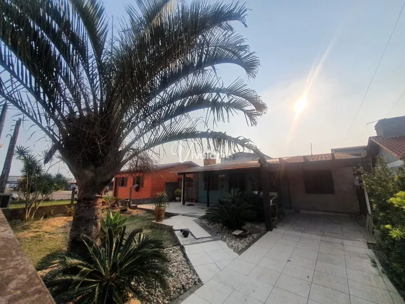 CASA A VENDA COM PISCINA E 3 DORMITÓRIOS: 9ª foto da galeria de imagens do imóvel