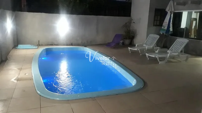 CASA A VENDA COM PISCINA E 3 DORMITÓRIOS: 5ª foto da galeria de imagens do imóvel