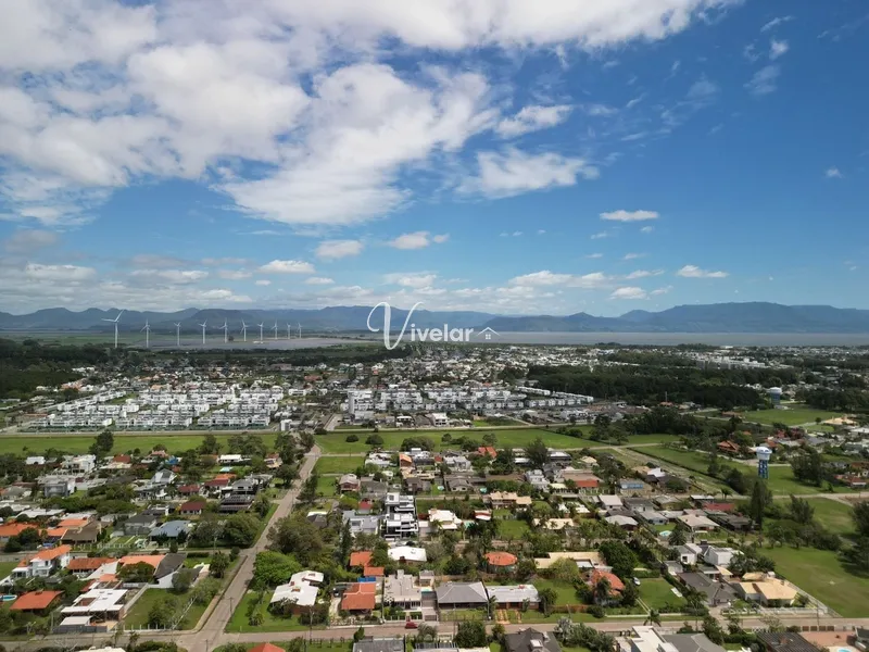 LINDA MANSÃO COM ACABAMENTO DE ALTÍSSIMO PADRÃO EM ATLÂNTIDA: 6ª foto da galeria de imagens do imóvel