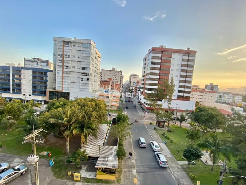DE FRENTE PARA A PRAÇA FLÁVIO BOIANOVISKI: 8ª foto da galeria de imagens do imóvel
