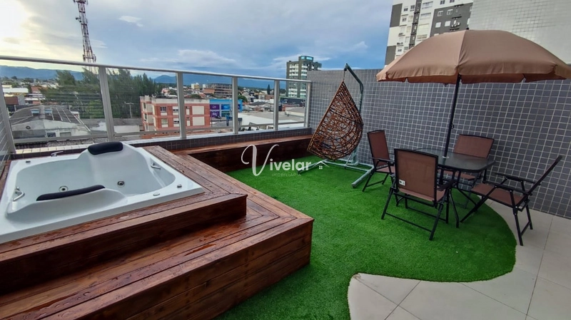 EXCELENTE APTO COM TERRAÇO DE FRENTE: 1ª foto da galeria de imagens do imóvel