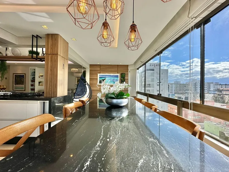 APARTAMENTO COM INFRA E VISTA PADA O MAR, JUNTO A PRAÇA DO FAROL: 5ª foto da galeria de imagens do imóvel