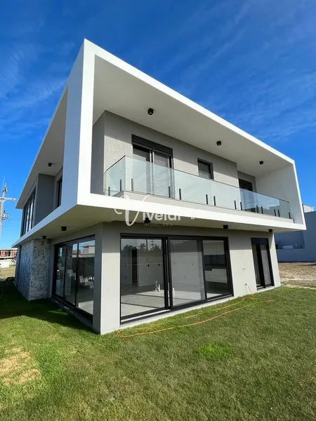 CASA A VENDA EM CONDOMÍNIO FECHADO DE ALTO PADRÃO: 4ª foto da galeria de imagens do imóvel