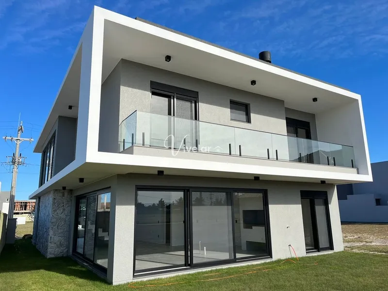 CASA A VENDA EM CONDOMÍNIO FECHADO DE ALTO PADRÃO: 2ª foto da galeria de imagens do imóvel