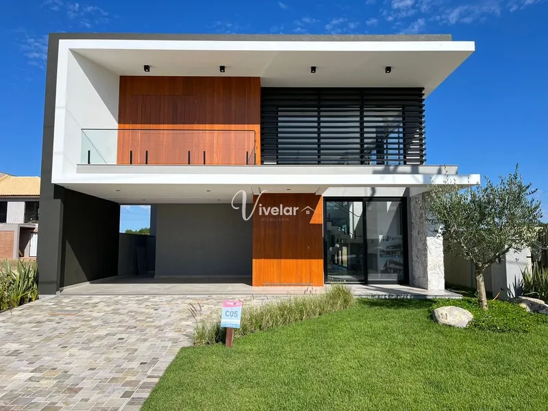 CASA A VENDA EM CONDOMÍNIO FECHADO DE ALTO PADRÃO: 1ª foto da galeria de imagens do imóvel