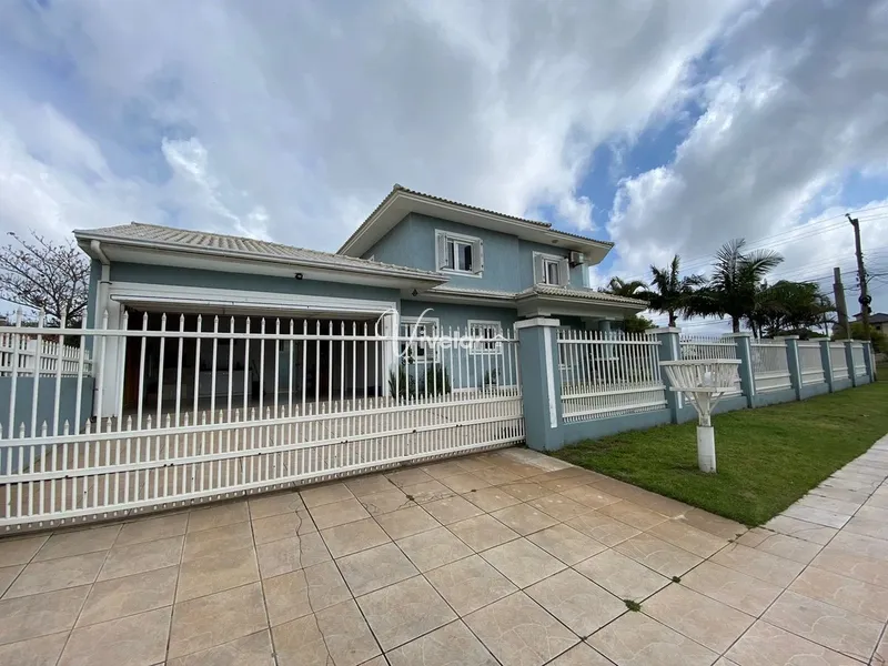 LINDA CASA A VENDA COM EXCELENTE LOCALIZAÇÃO: 2ª foto da galeria de imagens do imóvel