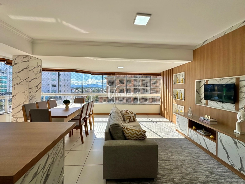 APARTAMENTO COM TRÊS DORMITÓRIOS A VENDA: 5ª foto da galeria de imagens do imóvel
