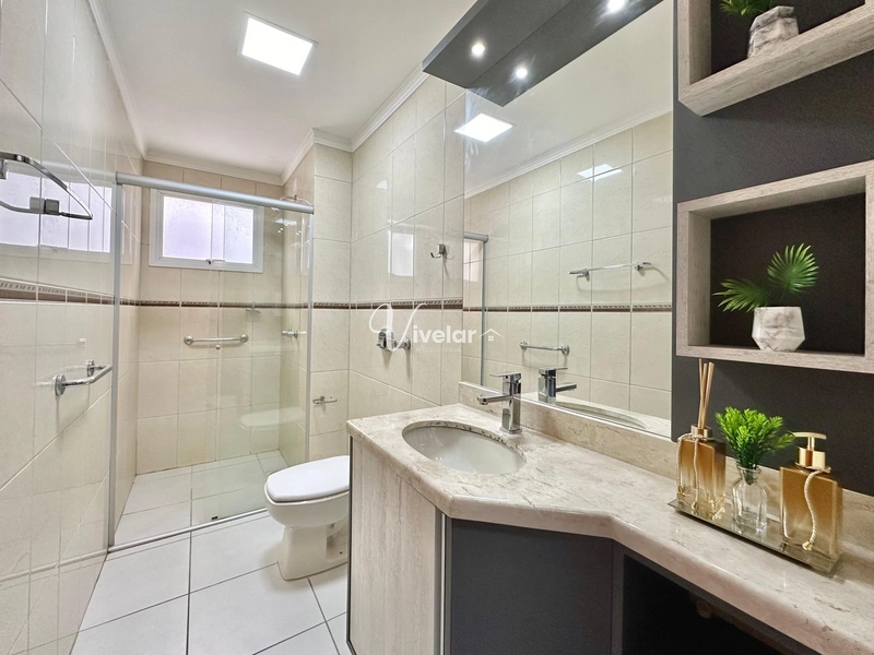 APARTAMENTO COM TRÊS DORMITÓRIOS A VENDA: 10ª foto da galeria de imagens do imóvel