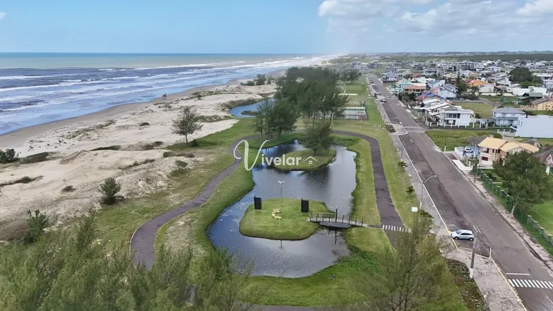 SOBRADO A VENDA A POUCOS METROS DO MAR: 32ª foto da galeria de imagens do imóvel