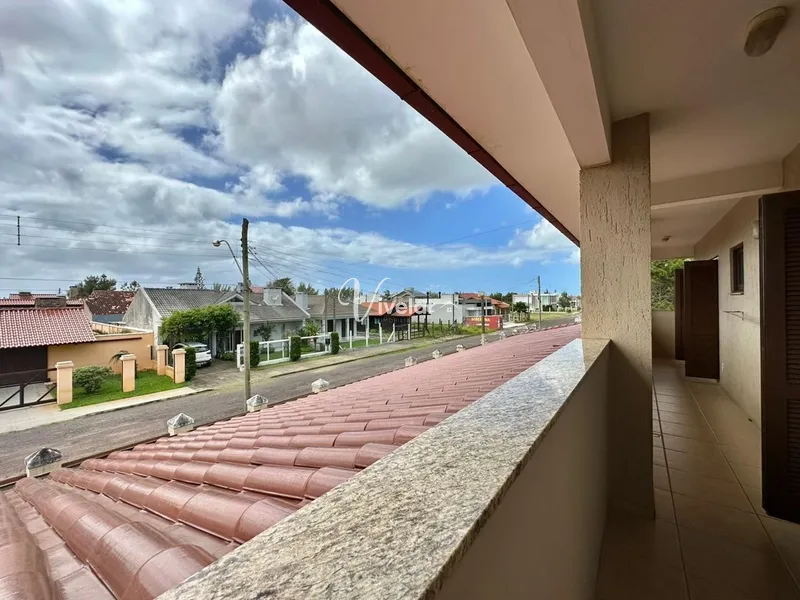SOBRADO A VENDA A POUCOS METROS DO MAR: 13ª foto da galeria de imagens do imóvel