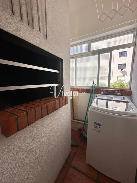 APARTAMENTO AMPLO COM SACADA: 4ª foto da galeria de imagens do imóvel