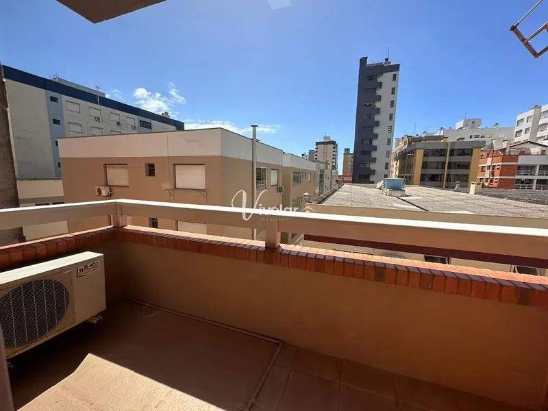 APARTAMENTO AMPLO COM SACADA: 20ª foto da galeria de imagens do imóvel