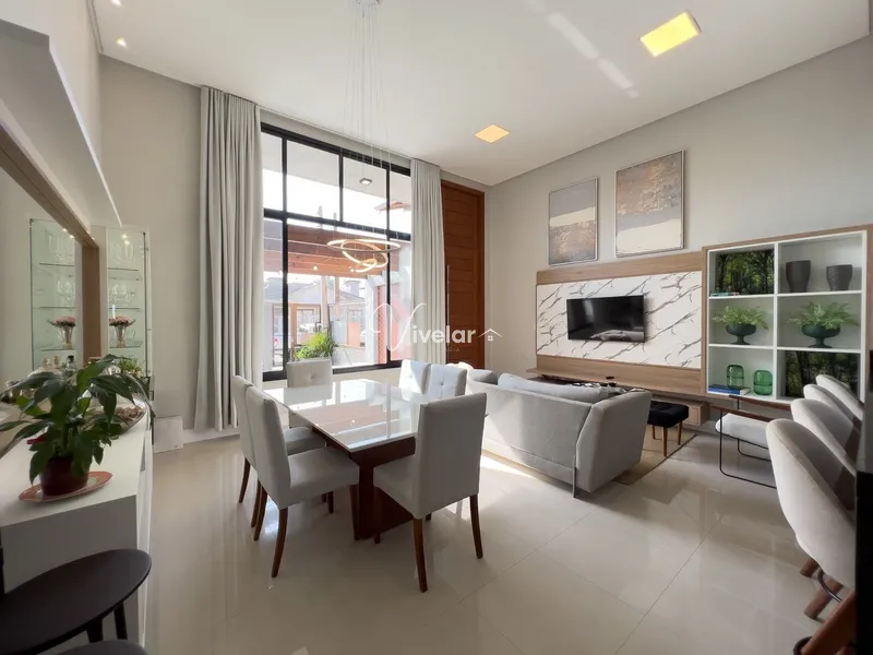 LINDA CASA A VENDA A POUCOS METROS DO MAR: 35ª foto da galeria de imagens do imóvel