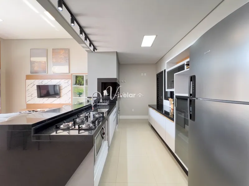 LINDA CASA A VENDA A POUCOS METROS DO MAR: 15ª foto da galeria de imagens do imóvel