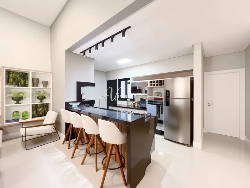 LINDA CASA A VENDA A POUCOS METROS DO MAR: 24ª foto da galeria de imagens do imóvel