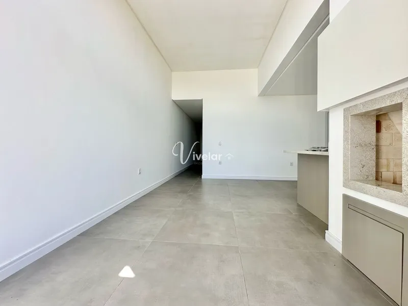 LINDA CASA A VENDA A POUCOS METROS DO MAR DE CAPÃO DA CANOA: 7ª foto da galeria de imagens do imóvel