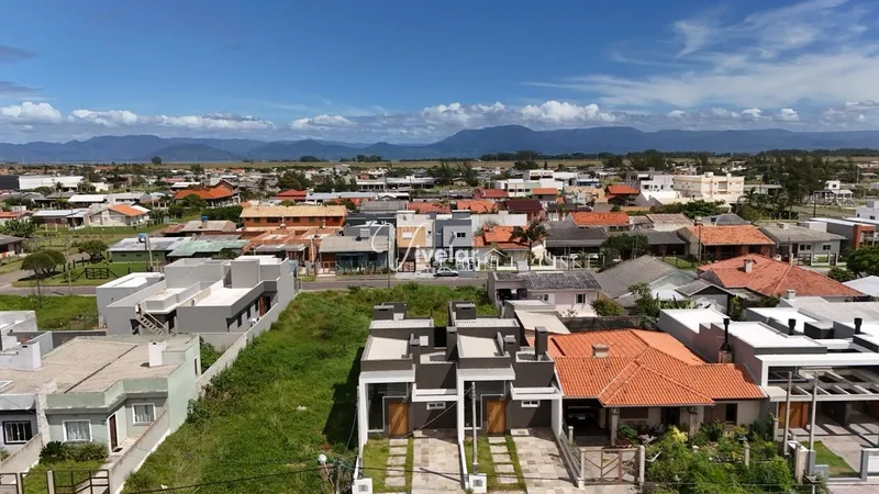 LINDA CASA A VENDA A POUCOS METROS DO MAR DE CAPÃO DA CANOA: 21ª foto da galeria de imagens do imóvel