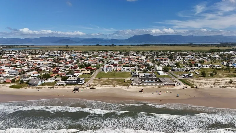 LINDA CASA A VENDA A POUCOS METROS DO MAR DE CAPÃO DA CANOA: 16ª foto da galeria de imagens do imóvel