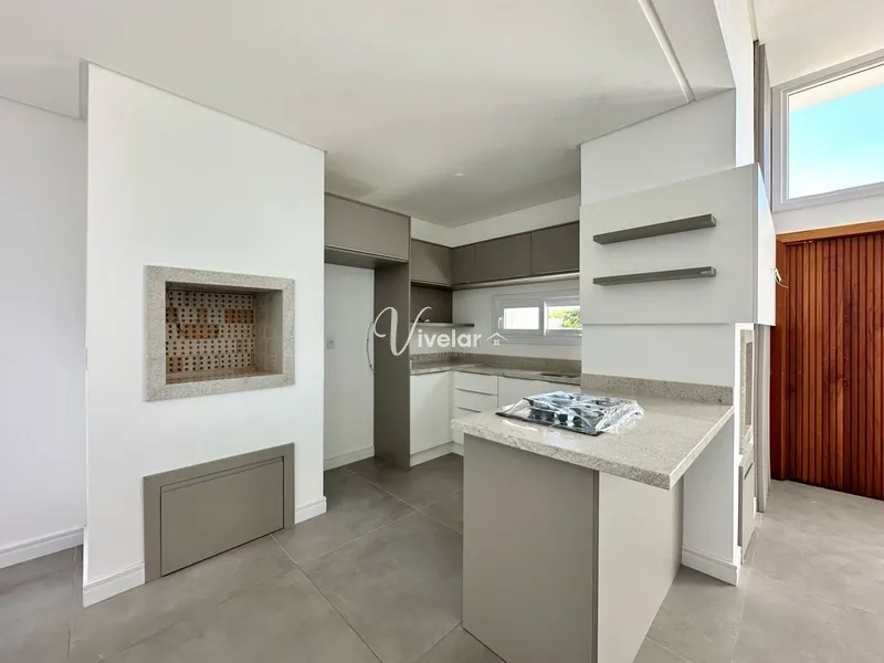 LINDA CASA A VENDA A POUCOS METROS DO MAR DE CAPÃO DA CANOA: 12ª foto da galeria de imagens do imóvel