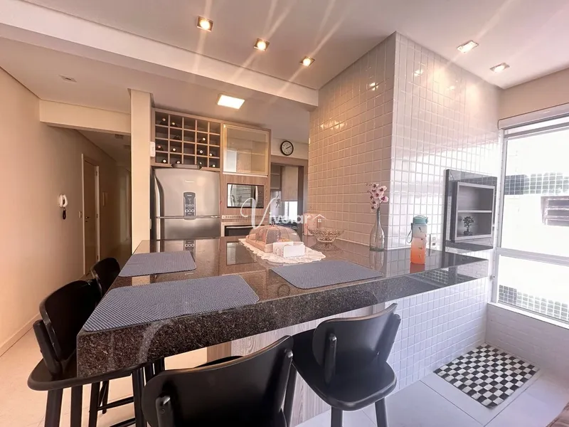 UM APARTAMENTO ACONCHEGANTE , AMPLO E COM UMA ÓTIMA ILUMINAÇÃO !: 2ª foto da galeria de imagens do imóvel
