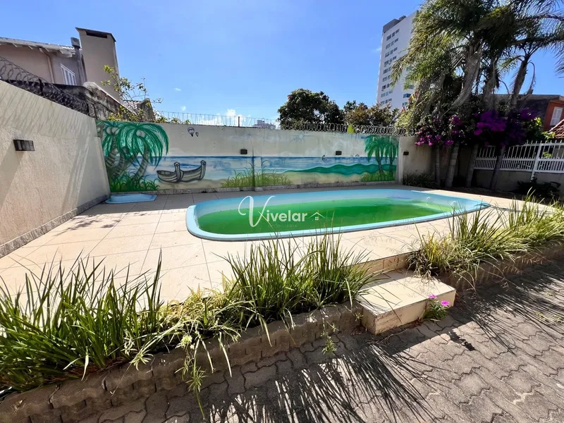 UMA CASA AMPLA E PRONTA PARA MORAR, TUDO ISSO NO CORAÇÃO DA CIDADE !: 4ª foto da galeria de imagens do imóvel