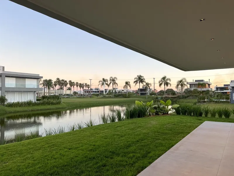 MAGNIFICA MANSÃO Á BEIRA DO LAGO: 10ª foto da galeria de imagens do imóvel